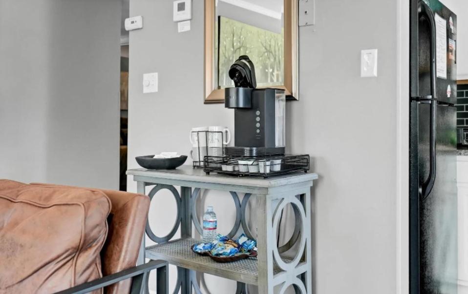 New- Lovely 2-Bdr2Bath Gatlinburg Condo With Resort Indoor Pool Hot Tub Wi-Fi, Great Location المظهر الخارجي الصورة